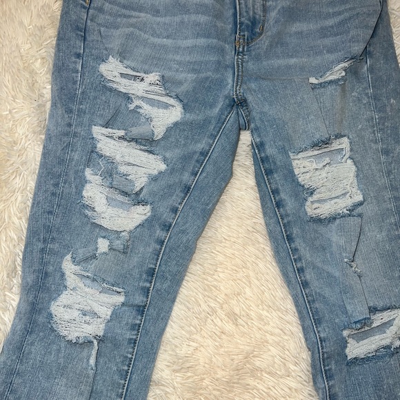 Highest Rise Ripped Jeggings - Picture 2 of 4